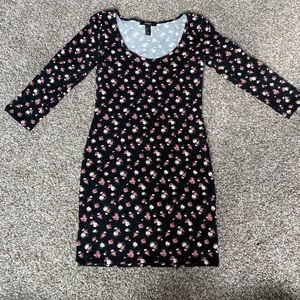 Floral long-sleeved mini dress